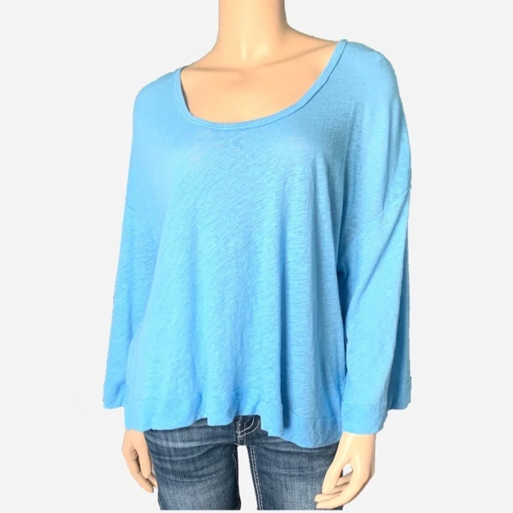 🌸New🌸 Free people Small blue linen blend Top Nwt